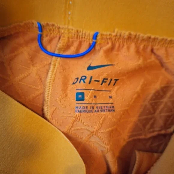 NIKE DRI-FIT CAMPFIRE ORANGE CARGO TRAINING PANTS MEN´S SIZE MEDIUM 927360-893 Pants